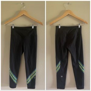 Victoria Secret XS Capri Legging